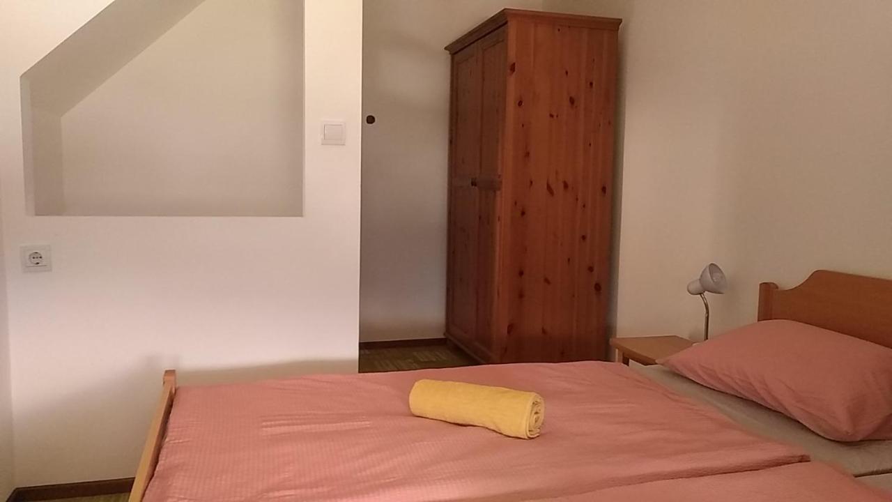 Nad Tunelom Apartment *